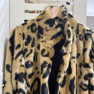 M faux fur animal print coat NVR WORN FABULOUS FURS